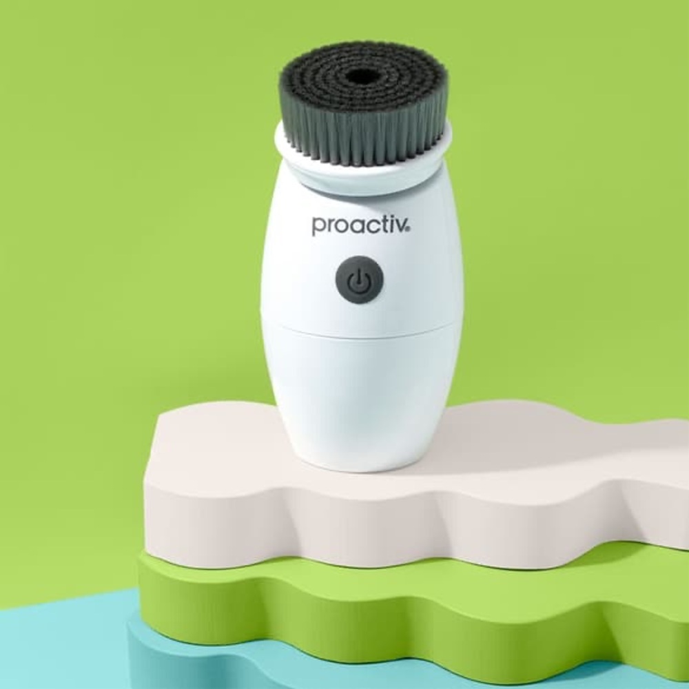 Proactiv Pore Cleansing Brushs 360 Rotation Variable Speeds